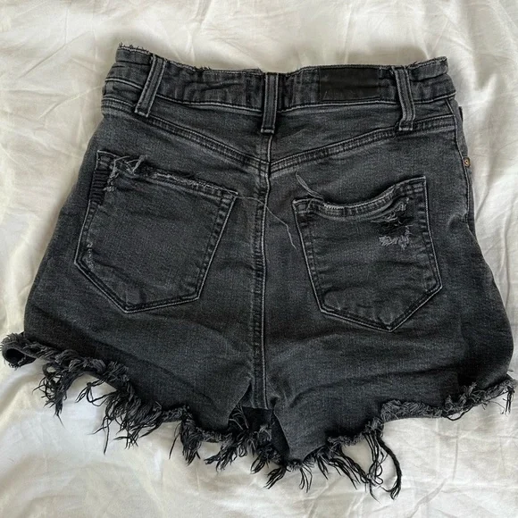 Paige Women’s Dani Cut Off Shorts Black Size 24 - Picture 12 of 12
